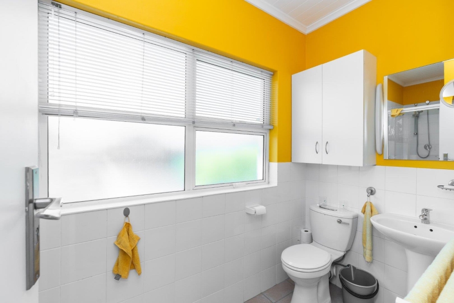 6 Bedroom Property for Sale in Milnerton Western Cape